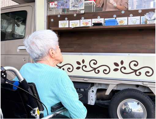 1日クレープ屋さん♪大盛況でした♪